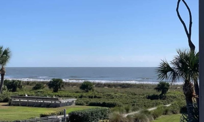 Hilton Head Island Condo | Island Time! 3 from oceanfront incredible view!