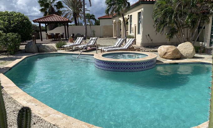 Noord Villa | Island Time: Your Luxurious Retreat in Tierra Del Sol, Aruba.