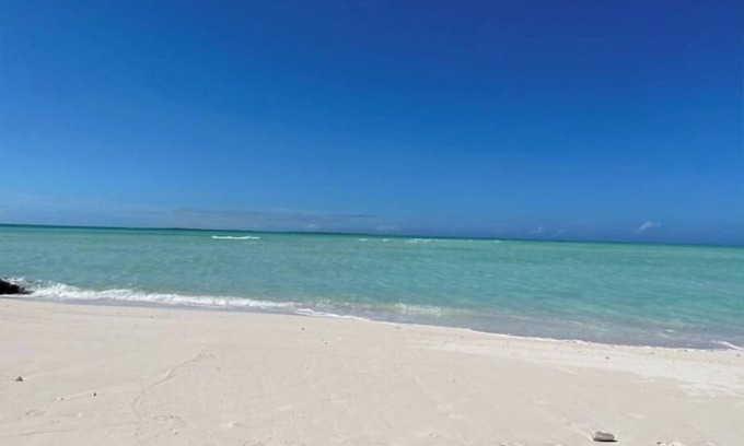 Treasure Cay Condo | Island Vibe #1 3 bedroom condo near the beach