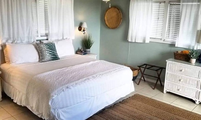 Estate Contant House | Island View Guest House # 12