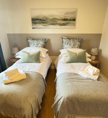 Oban Apartment | Island View - Spacious Two Bedroom Oban Apartment with Sea Views