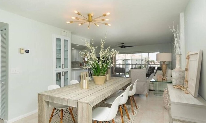 Marco Island House | ISLANDER COVE 402, 3 BR/2 BA WATER FRONT VACATION RENTAL