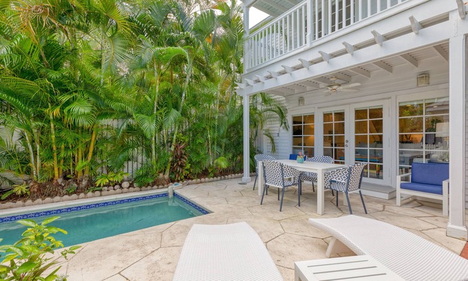 Bahama Village House | ISLE AZURE ~ Charming 3 Bed/3 Bath with Private Pool in Truman Annex!