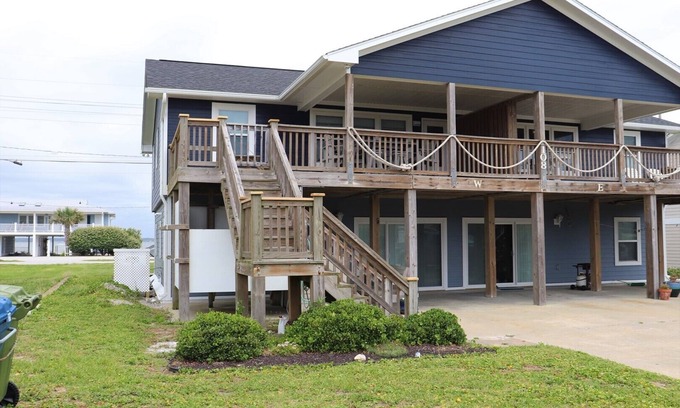 Emerald Isle Cottage | Isle N Joy 4BR, 2BA Steps from the Beach with Ocean & Sound Views