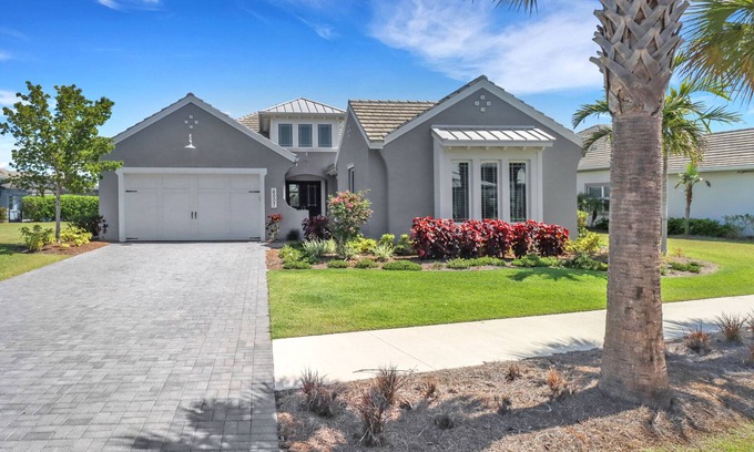 East Naples House | Isles of Collier | 3 bedrooms | den | 3 bathrooms