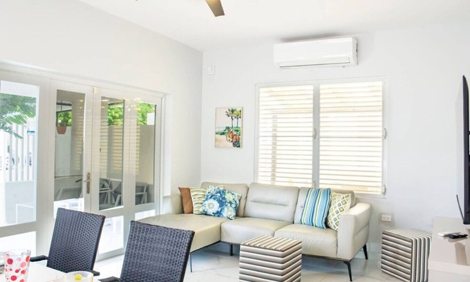 Ocean Park House | IsmaelRivera60 LaVilla OceanPark