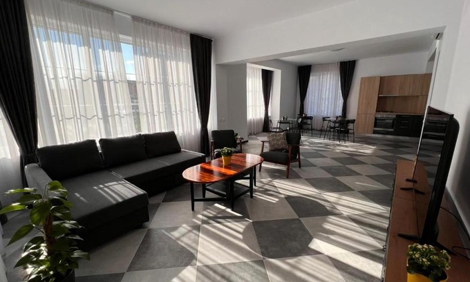 Otopeni House | ISPERA AT THE VILA