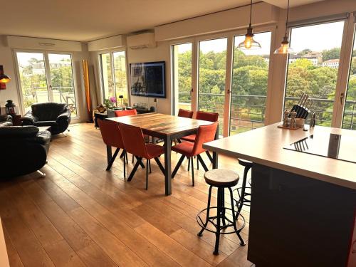 Issy-les-Moulineaux Apartment | Issy - les jardins du séminaire