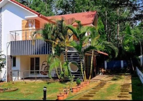 Yercaud Villa | iSTAYS - Luxe Villa, Yercaud