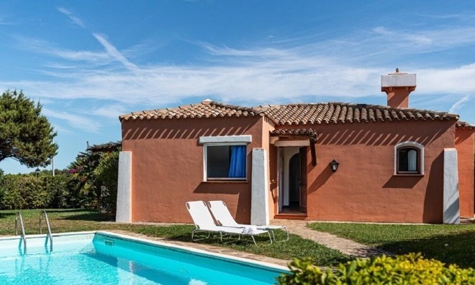 Punta De Su Turrione Villa | Villa Camilla private garden and pool. 30% DISCOUNT, PERIOD 24 MAY - 7 JUNE