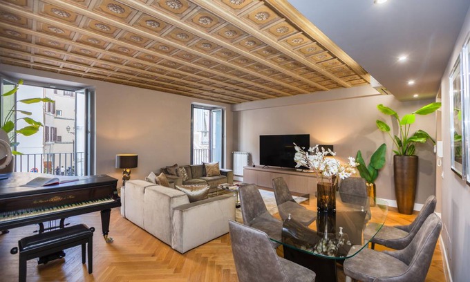 Rione VIII Sant'Eustachio Apartment | 200 m² Apartment ∙ 3 bedrooms ∙ 6 guests