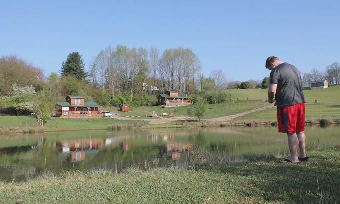 Fancy Gap Cabin | 'It's Five O' Clock Here,' HOT TUB, waterfront, facing the Blue Ridge Parkway