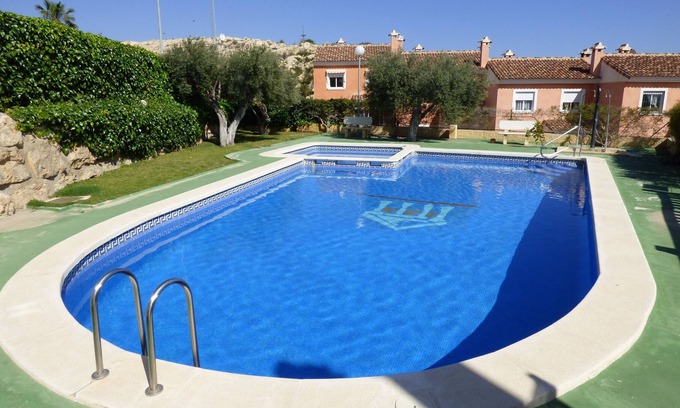 Hoya de los Patos Ski Chalet | IT TAKES THE SUN ALL YEAR ROUND.