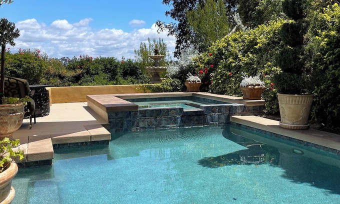 Encinitas Villa | Italian Beauty! Views! 🌄 Pool 💦 Great location ᥫ᭡.n n
