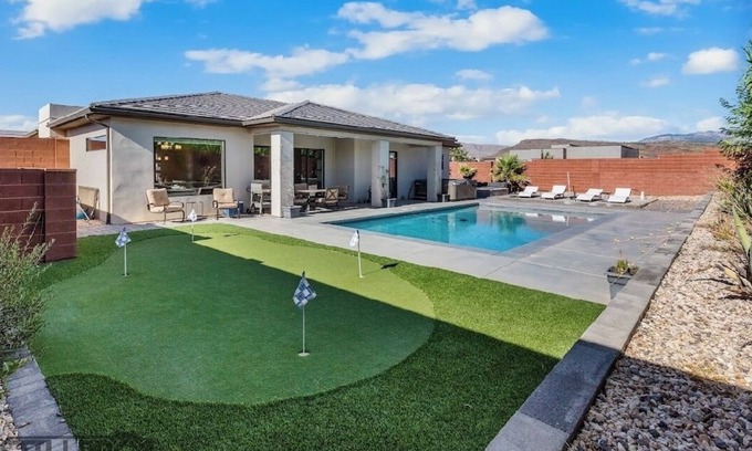 Ivins House | Ivins Oasis : Private Hot Tub & Pool