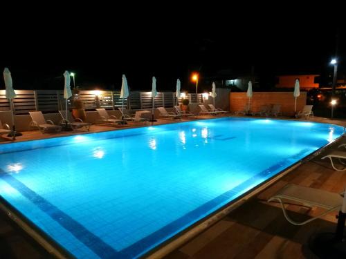 Theologos Apartment | IVORY HOTEL