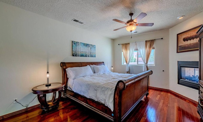 Northeast Heights House | Ivory Sanctuary - 4 bedroom