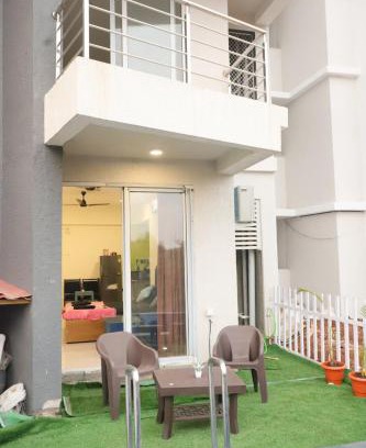 Karjat Apartment | Ivy Bliss Studio with Private Pool, B 05, Karjat