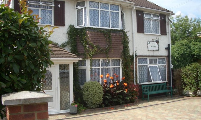 Ickenham House | Ivy House