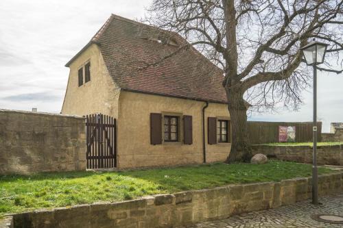 Großjena Apartment | Jägerhaus auf Schloss Neuenburg