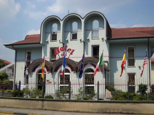 Orbassano Hotel | J Hotel