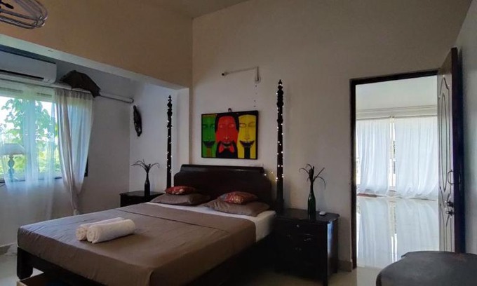 Siolim Apartment | J-House, spacious apartments with balconies, Thalassa 1min away