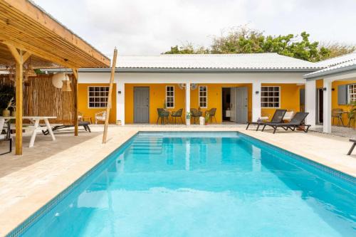 Willemstad Apartment | J&L Resort