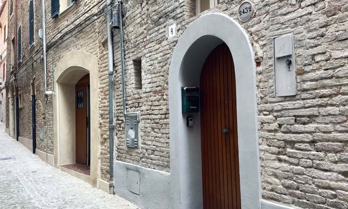 Jesi Apartment | J01 - Jesi, three-room apartment in the historic center