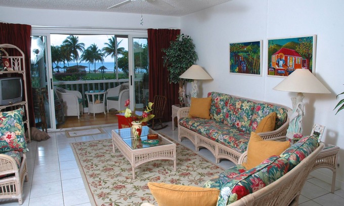 Estate Salt River Condo | J5 Gentle Winds-The best access to beach and pool