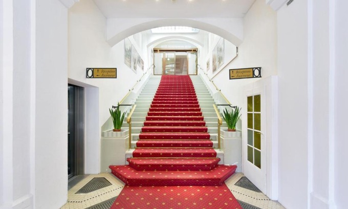 Montreux City Centre Hotel | J5 Hotels Helvetie & La Brasserie