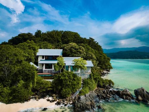 Round Island Resort | JA Enchanted Island Resort Seychelles