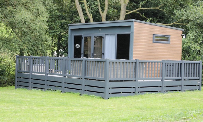 Church Stoke Cottage | JACOB'S MEADOW, pet friendly, with a garden in Chirbury
