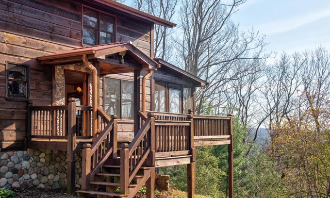 Blue Ridge House | Jacob's Ridge Hideaway