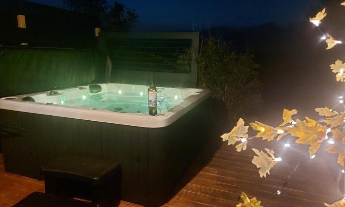 Nieuw-Amsterdam House | Jacuzzi huisje De Berenshoeve