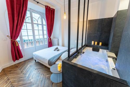 Thiers Apartment | Jacuzzi-Nice quartier des musiciens-Loft