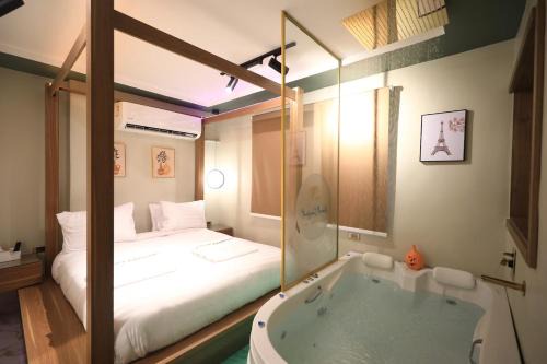 Heliopolis Apartment | Jacuzzi studio 5Min to cairo airport new apartment