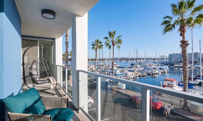 Marina del Rey Apartment | Jade Breeze - Elegant 2BR near Water Outstanding Amenities