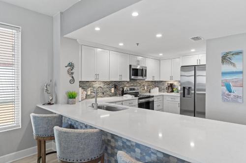 Destin Apartment | Jade East Towers 0150 by Newman-Dailey