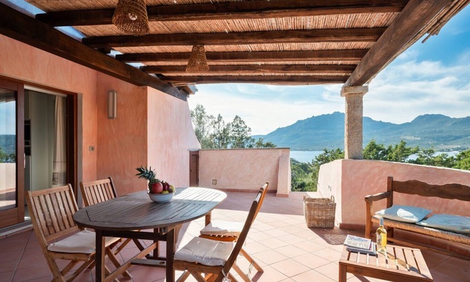 Porto Rotondo Apartment | Jaga Suite - luxury suite with terrace overlooking the sea