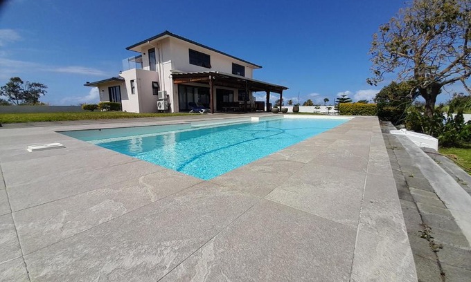 L'Escalier House | Jags villa