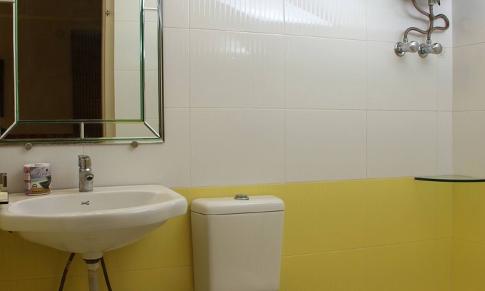 Jaipur Apartment | "Jaipur Apartment Stays" S2 Secluded 2 BHK Apartment Leafy central Civil Lines