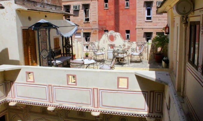 Pink City Apartment | JAIPUR HAVELI-Triple Room