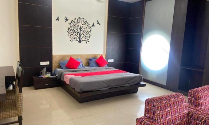 Panchkula Urban Estate Hotel | Jalsa by La Fusion