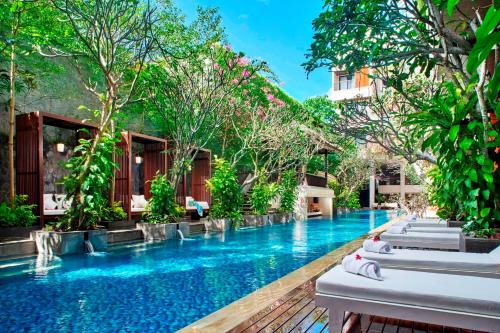 Petitenget Hotel | Jambuluwuk Oceano Seminyak Hotel