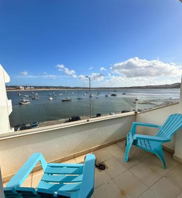 Sao Martinho do Porto Apartment | Janelas da Baía - By SCH
