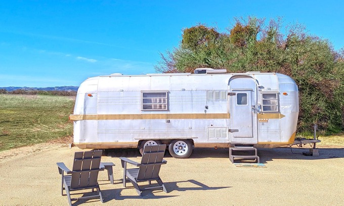 Paso Robles RV Rental | Janis Jopplin Trailer - Janis Jopplin Themed Vintage Trailer on Vineyard
