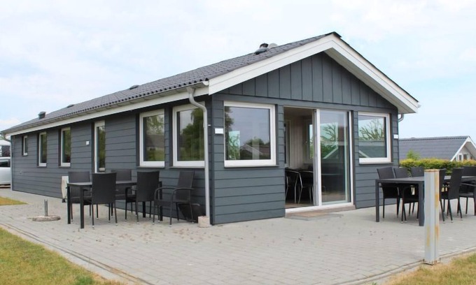 Vikær Strand House | "Jannik" - 300m from the sea by Interhome