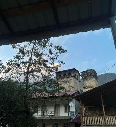Lalkhori House | Jantu guest house