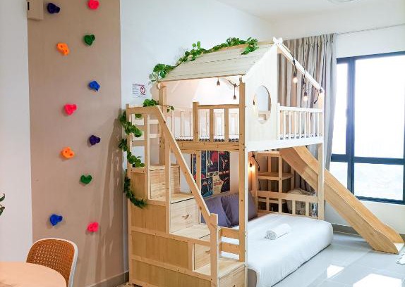 Kajang Apartment | Japandi Family Play Suite with Slide Bunk Bed