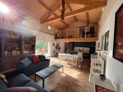 Saint-Michel-de-Montaigne House | Jardin d'Essais (Gîte)